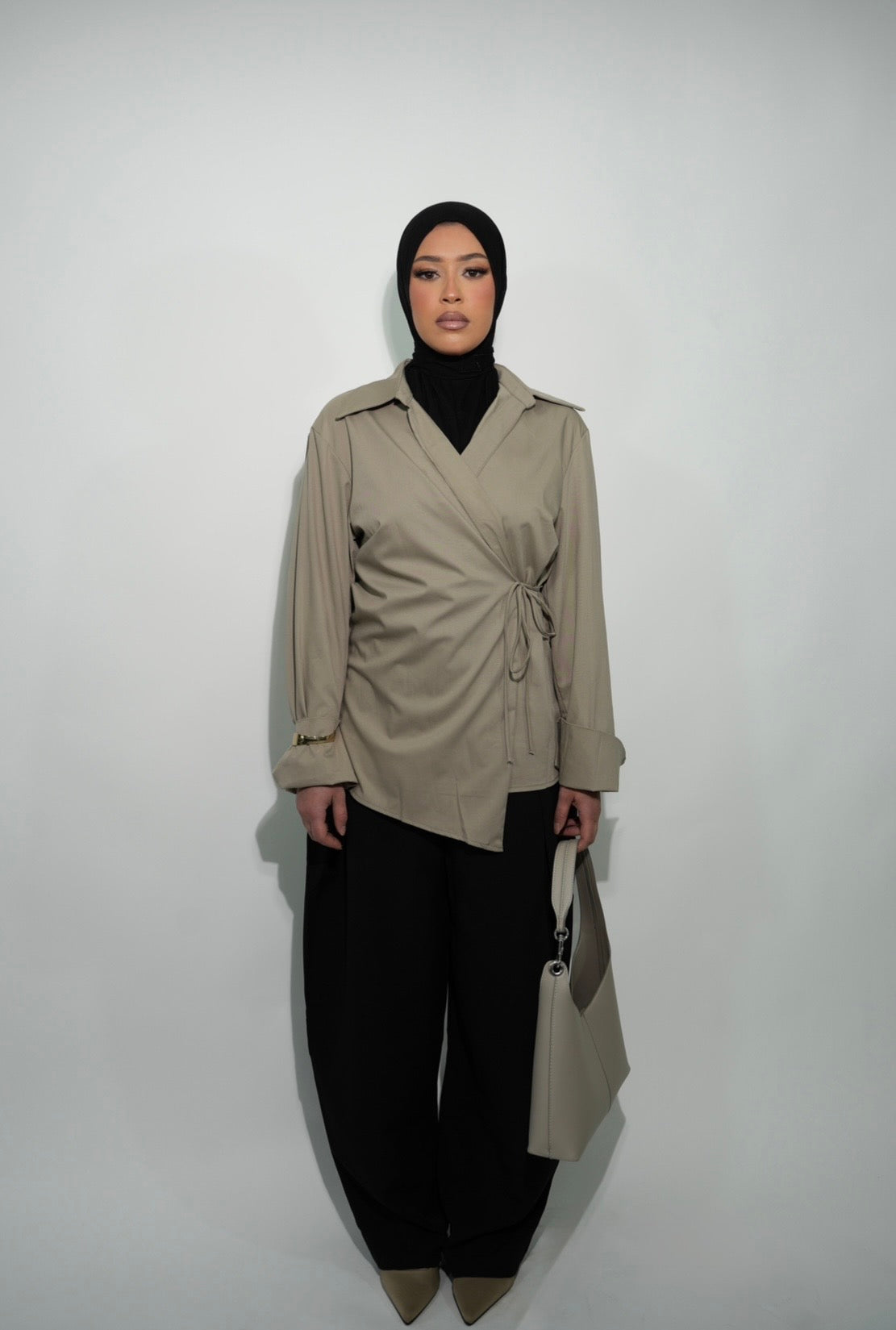 Chemise à nouer asymétrique